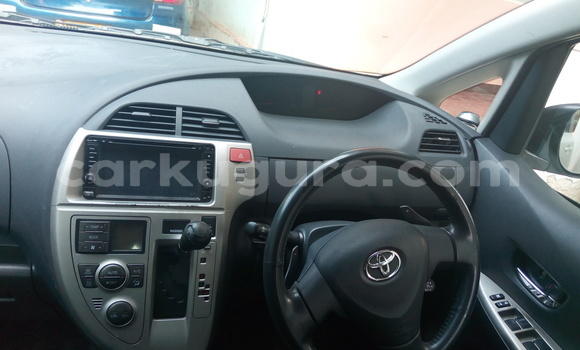 Acheter Occasion Voiture Toyota Ractis Blanc à Mairie au Bujumbura Acheter Occasion Voiture Toyota Ractis Blanc à Mairie au Bujumbura