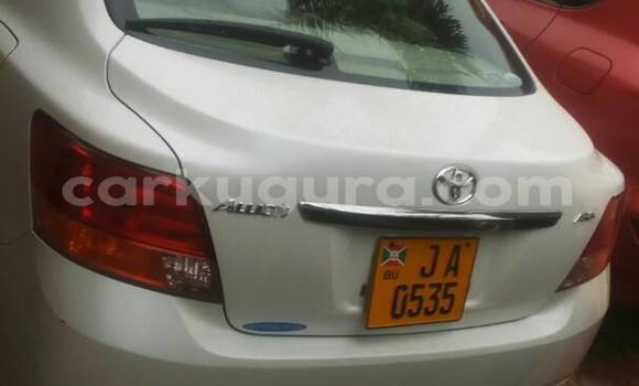 Nunua Ilio tumika Toyota Allion Nyeupe Gari ndani ya ukumbi wa mji nchini Bujumbura Nunua Ilio tumika Toyota Allion Nyeupe Gari ndani ya ukumbi wa mji nchini Bujumbura
