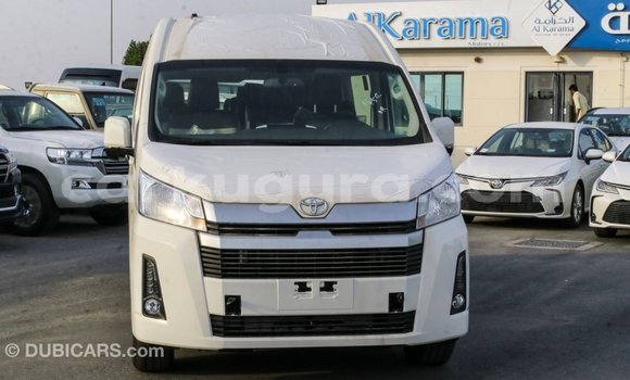Buy Import Toyota Hiace White Car in Import - Dubai in Bujumbura Buy Import Toyota Hiace White Car in Import - Dubai in Bujumbura