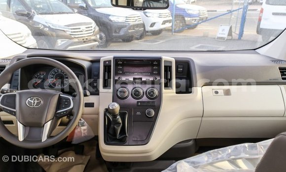 Buy Import Toyota Hiace White Car in Import - Dubai in Bujumbura Buy Import Toyota Hiace White Car in Import - Dubai in Bujumbura