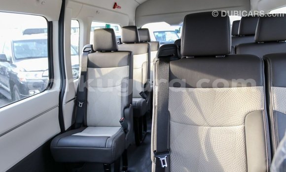 Buy Import Toyota Hiace White Car in Import - Dubai in Bujumbura Buy Import Toyota Hiace White Car in Import - Dubai in Bujumbura