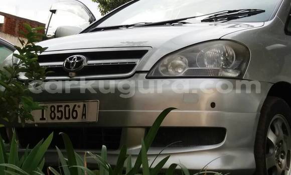 Buy Used Toyota Ipsum Silver Car in Town hall in Bujumbura Buy Used Toyota Ipsum Silver Car in Town hall in Bujumbura