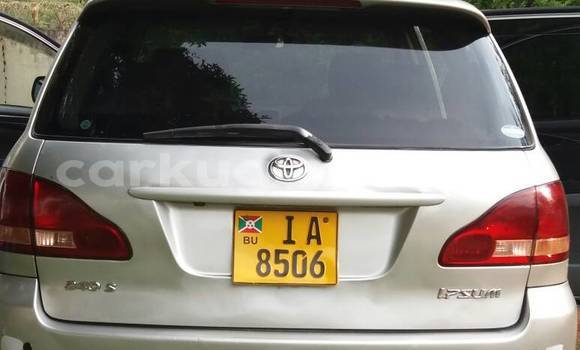 Buy Used Toyota Ipsum Silver Car in Town hall in Bujumbura Buy Used Toyota Ipsum Silver Car in Town hall in Bujumbura
