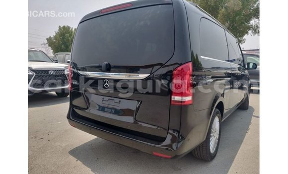 Nunua Imported Mercedes-Benz 250 Nyeusi Gari ndani ya Import - Dubai nchini Bujumbura Nunua Imported Mercedes-Benz 250 Nyeusi Gari ndani ya Import - Dubai nchini Bujumbura