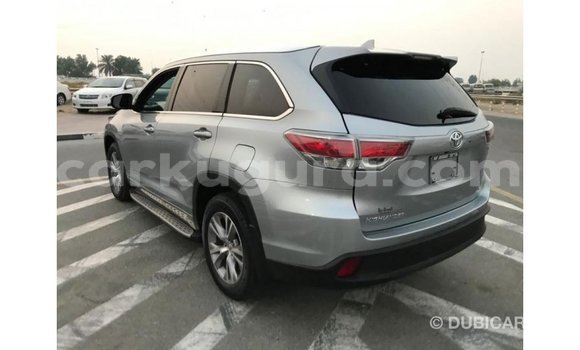 Acheter Import Voiture Toyota Highlander Autre à Import - Dubai, Bujumbura Acheter Import Voiture Toyota Highlander Autre à Import - Dubai, Bujumbura