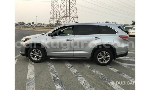 Acheter Import Voiture Toyota Highlander Autre à Import - Dubai, Bujumbura Acheter Import Voiture Toyota Highlander Autre à Import - Dubai, Bujumbura