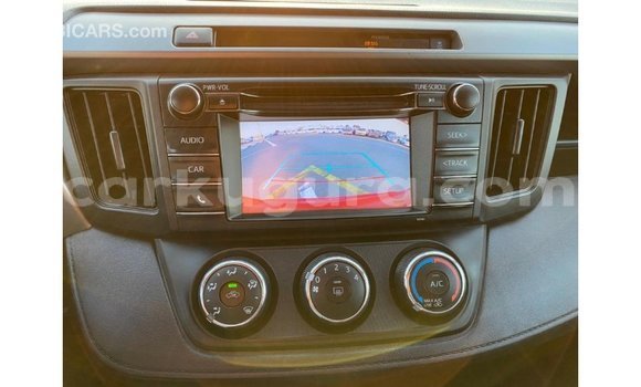 Nunua Imported Toyota 4Runner Nyeusi Gari ndani ya Import - Dubai nchini Bujumbura Nunua Imported Toyota 4Runner Nyeusi Gari ndani ya Import - Dubai nchini Bujumbura