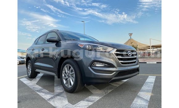 Nunua Imported Hyundai Tucson Nyeupe Gari ndani ya Import - Dubai nchini Bujumbura Nunua Imported Hyundai Tucson Nyeupe Gari ndani ya Import - Dubai nchini Bujumbura