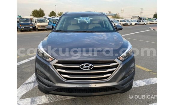 Nunua Imported Hyundai Tucson Nyeupe Gari ndani ya Import - Dubai nchini Bujumbura Nunua Imported Hyundai Tucson Nyeupe Gari ndani ya Import - Dubai nchini Bujumbura
