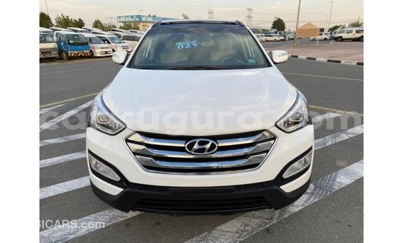 Nunua Imported Hyundai Santa Fe Nyeupe Gari ndani ya Import - Dubai nchini Bujumbura Nunua Imported Hyundai Santa Fe Nyeupe Gari ndani ya Import - Dubai nchini Bujumbura