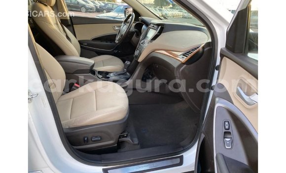Nunua Imported Hyundai Santa Fe Nyeupe Gari ndani ya Import - Dubai nchini Bujumbura Nunua Imported Hyundai Santa Fe Nyeupe Gari ndani ya Import - Dubai nchini Bujumbura
