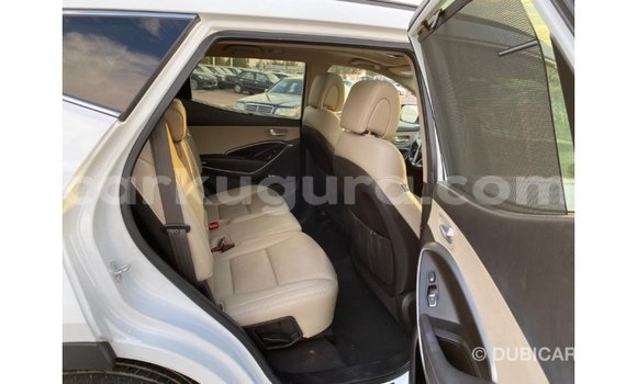 Nunua Imported Hyundai Santa Fe Nyeupe Gari ndani ya Import - Dubai nchini Bujumbura Nunua Imported Hyundai Santa Fe Nyeupe Gari ndani ya Import - Dubai nchini Bujumbura