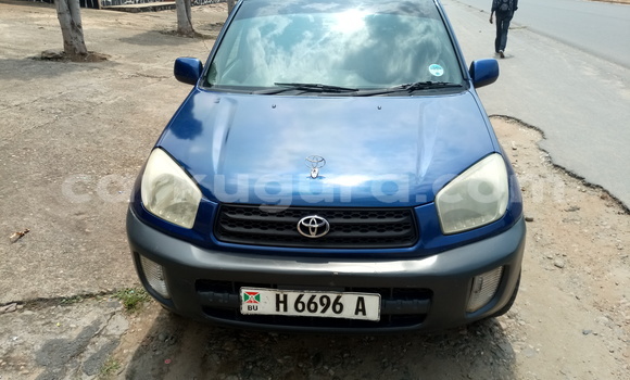 Acheter Occasion Voiture Toyota RAV4 Bleu à Mairie au Bujumbura Acheter Occasion Voiture Toyota RAV4 Bleu à Mairie au Bujumbura