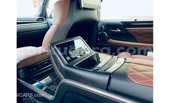 Nunua Imported Lexus LX Nyeusi Gari ndani ya Import - Dubai nchini Bujumbura Nunua Imported Lexus LX Nyeusi Gari ndani ya Import - Dubai nchini Bujumbura