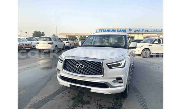 Acheter Import Voiture Infiniti Q Blanc à Import - Dubai, Bujumbura