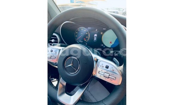 Acheter Import Voiture Mercedes-Benz GLC Noir à Import - Dubai, Bujumbura Acheter Import Voiture Mercedes-Benz GLC Noir à Import - Dubai, Bujumbura