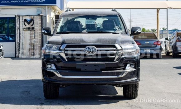 Nunua Imported Toyota Land Cruiser Nyeusi Gari ndani ya Import - Dubai nchini Bujumbura Nunua Imported Toyota Land Cruiser Nyeusi Gari ndani ya Import - Dubai nchini Bujumbura