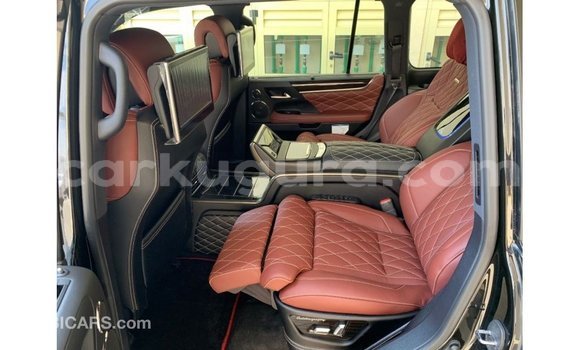 Nunua Imported Lexus LX Nyeusi Gari ndani ya Import - Dubai nchini Bujumbura Nunua Imported Lexus LX Nyeusi Gari ndani ya Import - Dubai nchini Bujumbura