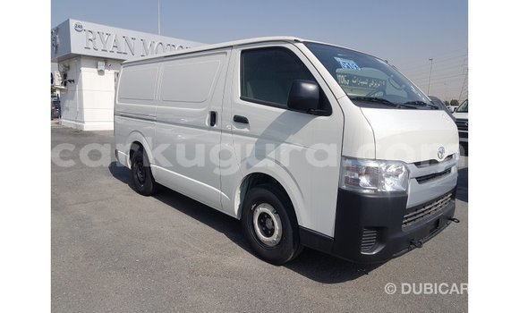 Nunua Imported Toyota Hiace Nyeupe Gari ndani ya Import - Dubai nchini Bujumbura Nunua Imported Toyota Hiace Nyeupe Gari ndani ya Import - Dubai nchini Bujumbura