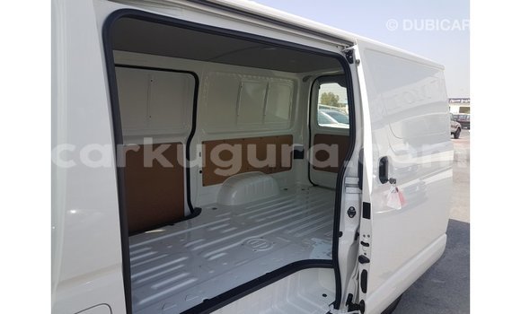 Nunua Imported Toyota Hiace Nyeupe Gari ndani ya Import - Dubai nchini Bujumbura Nunua Imported Toyota Hiace Nyeupe Gari ndani ya Import - Dubai nchini Bujumbura