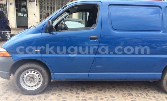 Acheter Occasion Voiture Toyota Hiace Bleu à Mairie au Bujumbura Acheter Occasion Voiture Toyota Hiace Bleu à Mairie au Bujumbura