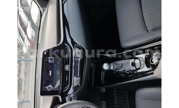 Buy Import Toyota C-HR Other Car in Import - Dubai in Bujumbura Buy Import Toyota C-HR Other Car in Import - Dubai in Bujumbura