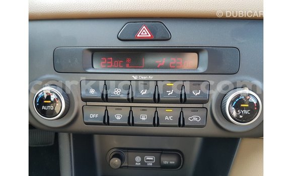 Acheter Import Voiture Kia Sportage Blanc à Import - Dubai, Bujumbura Acheter Import Voiture Kia Sportage Blanc à Import - Dubai, Bujumbura