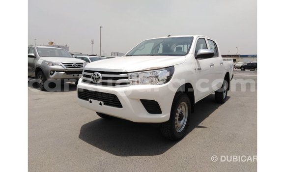 Nunua Imported Toyota Hilux Nyeupe Gari ndani ya Import - Dubai nchini Bujumbura Nunua Imported Toyota Hilux Nyeupe Gari ndani ya Import - Dubai nchini Bujumbura