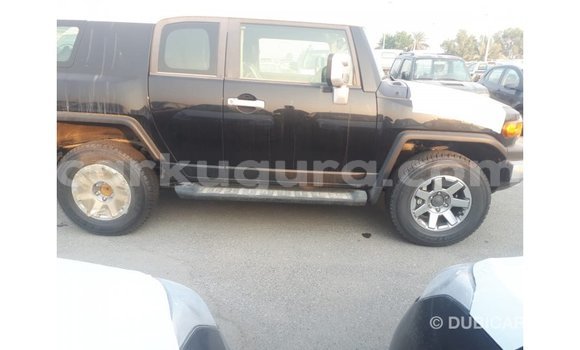 Nunua Imported Toyota FJ Cruiser Nyeusi Gari ndani ya Import - Dubai nchini Bujumbura Nunua Imported Toyota FJ Cruiser Nyeusi Gari ndani ya Import - Dubai nchini Bujumbura