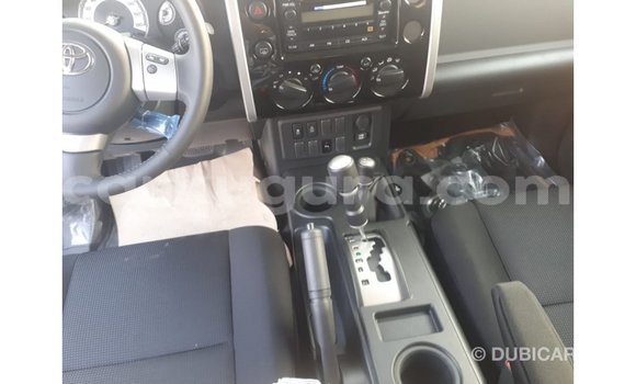 Nunua Imported Toyota FJ Cruiser Nyeusi Gari ndani ya Import - Dubai nchini Bujumbura Nunua Imported Toyota FJ Cruiser Nyeusi Gari ndani ya Import - Dubai nchini Bujumbura