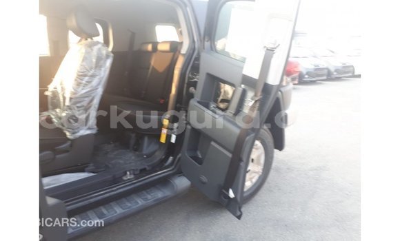 Nunua Imported Toyota FJ Cruiser Nyeusi Gari ndani ya Import - Dubai nchini Bujumbura Nunua Imported Toyota FJ Cruiser Nyeusi Gari ndani ya Import - Dubai nchini Bujumbura