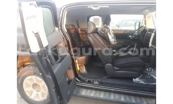 Nunua Imported Toyota FJ Cruiser Nyeusi Gari ndani ya Import - Dubai nchini Bujumbura Nunua Imported Toyota FJ Cruiser Nyeusi Gari ndani ya Import - Dubai nchini Bujumbura