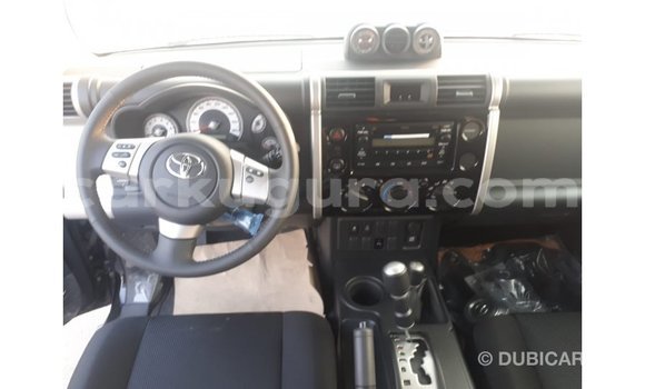 Nunua Imported Toyota FJ Cruiser Nyeusi Gari ndani ya Import - Dubai nchini Bujumbura Nunua Imported Toyota FJ Cruiser Nyeusi Gari ndani ya Import - Dubai nchini Bujumbura