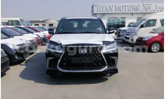 Nunua Imported Lexus LX Nyeusi Gari ndani ya Import - Dubai nchini Bujumbura Nunua Imported Lexus LX Nyeusi Gari ndani ya Import - Dubai nchini Bujumbura