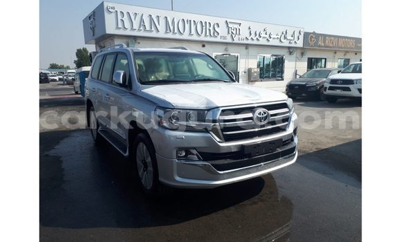 Nunua Imported Toyota Land Cruiser Nyingine Gari ndani ya Import - Dubai nchini Bujumbura Nunua Imported Toyota Land Cruiser Nyingine Gari ndani ya Import - Dubai nchini Bujumbura