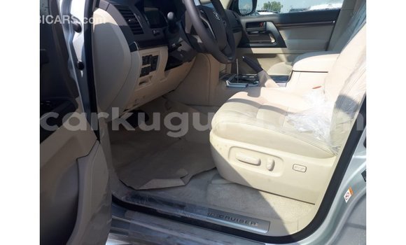 Nunua Imported Toyota Land Cruiser Nyingine Gari ndani ya Import - Dubai nchini Bujumbura Nunua Imported Toyota Land Cruiser Nyingine Gari ndani ya Import - Dubai nchini Bujumbura