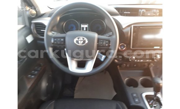 Nunua Imported Toyota Hilux Nyekundu Gari ndani ya Import - Dubai nchini Bujumbura Nunua Imported Toyota Hilux Nyekundu Gari ndani ya Import - Dubai nchini Bujumbura