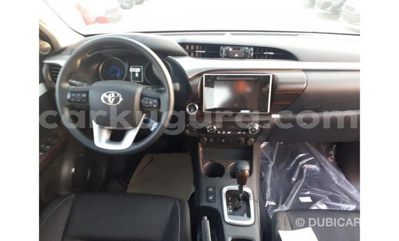 Nunua Imported Toyota Hilux Nyekundu Gari ndani ya Import - Dubai nchini Bujumbura Nunua Imported Toyota Hilux Nyekundu Gari ndani ya Import - Dubai nchini Bujumbura