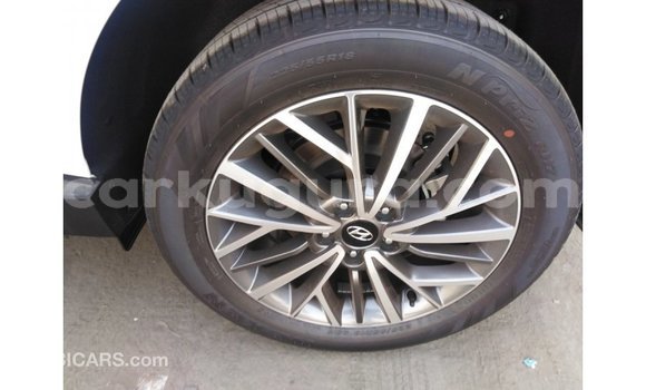 Nunua Imported Hyundai Tucson Nyeupe Gari ndani ya Import - Dubai nchini Bujumbura Nunua Imported Hyundai Tucson Nyeupe Gari ndani ya Import - Dubai nchini Bujumbura