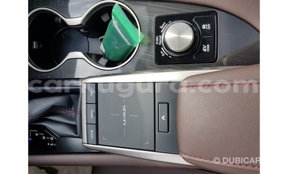 Acheter Import Voiture Lexus CT Noir à Import - Dubai, Bujumbura Acheter Import Voiture Lexus CT Noir à Import - Dubai, Bujumbura