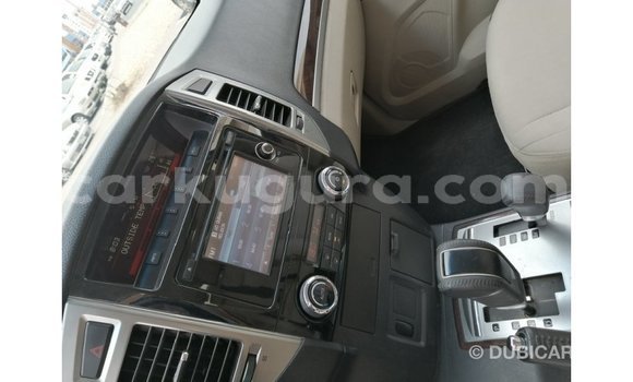 Nunua Imported Mitsubishi Pajero Nyeusi Gari ndani ya Import - Dubai nchini Bujumbura Nunua Imported Mitsubishi Pajero Nyeusi Gari ndani ya Import - Dubai nchini Bujumbura