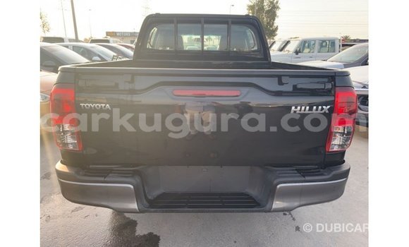 Nunua Imported Toyota Hilux Nyeusi Gari ndani ya Import - Dubai nchini Bujumbura Nunua Imported Toyota Hilux Nyeusi Gari ndani ya Import - Dubai nchini Bujumbura