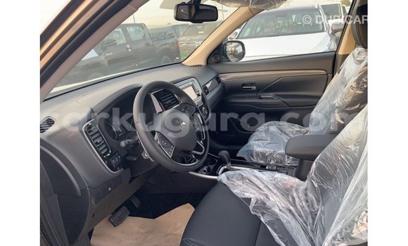 Nunua Imported Mitsubishi Outlander Brown Gari ndani ya Import - Dubai nchini Bujumbura Nunua Imported Mitsubishi Outlander Brown Gari ndani ya Import - Dubai nchini Bujumbura