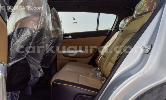 Nunua Imported Kia Sportage Nyingine Gari ndani ya Import - Dubai nchini Bujumbura Nunua Imported Kia Sportage Nyingine Gari ndani ya Import - Dubai nchini Bujumbura