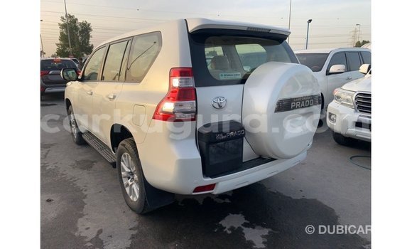 Acheter Import Voiture Toyota Prado Blanc à Import - Dubai, Bujumbura Acheter Import Voiture Toyota Prado Blanc à Import - Dubai, Bujumbura