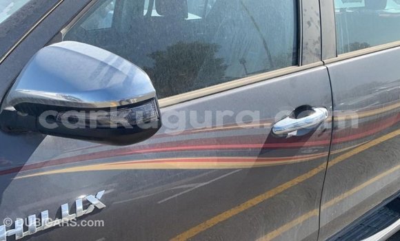 Nunua Imported Toyota Hilux Nyingine Gari ndani ya Import - Dubai nchini Bujumbura Nunua Imported Toyota Hilux Nyingine Gari ndani ya Import - Dubai nchini Bujumbura