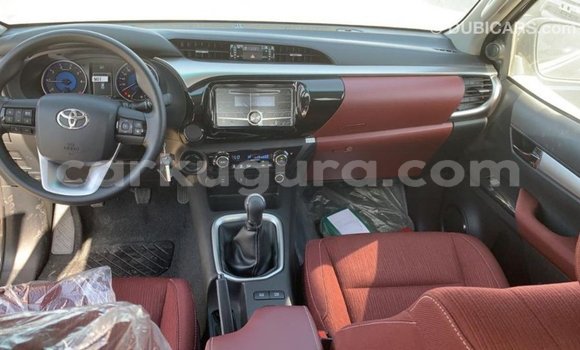 Nunua Imported Toyota Hilux Nyingine Gari ndani ya Import - Dubai nchini Bujumbura Nunua Imported Toyota Hilux Nyingine Gari ndani ya Import - Dubai nchini Bujumbura