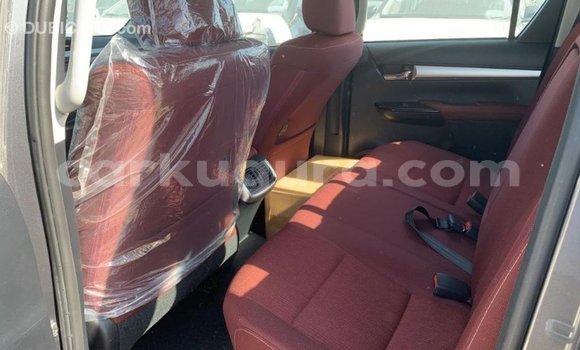 Nunua Imported Toyota Hilux Nyingine Gari ndani ya Import - Dubai nchini Bujumbura Nunua Imported Toyota Hilux Nyingine Gari ndani ya Import - Dubai nchini Bujumbura