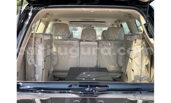 Nunua Imported Toyota Land Cruiser Nyeusi Gari ndani ya Import - Dubai nchini Bujumbura Nunua Imported Toyota Land Cruiser Nyeusi Gari ndani ya Import - Dubai nchini Bujumbura