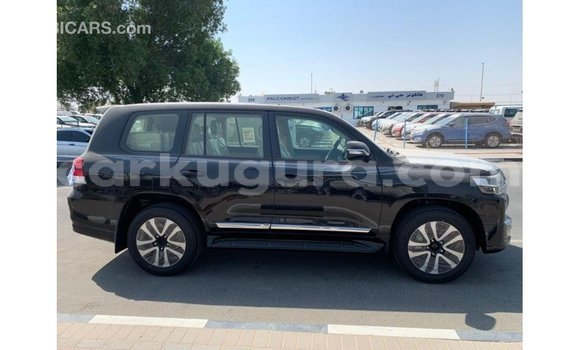 Nunua Imported Toyota Land Cruiser Nyeusi Gari ndani ya Import - Dubai nchini Bujumbura Nunua Imported Toyota Land Cruiser Nyeusi Gari ndani ya Import - Dubai nchini Bujumbura